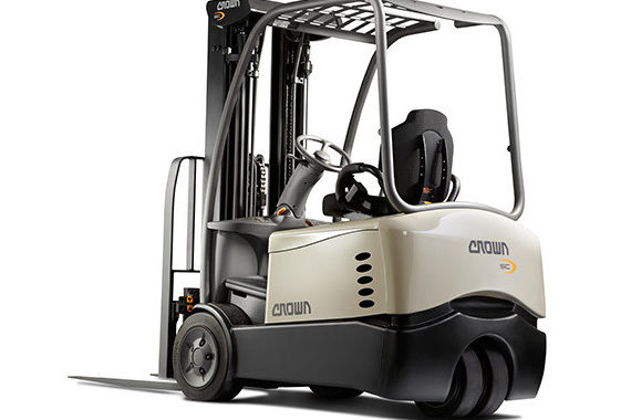 sc5200-three-wheel Crown SC5200 Three Wheel Lift